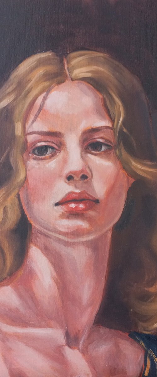 Woman oil portrait 27x38cm by Tatiana Myreeva