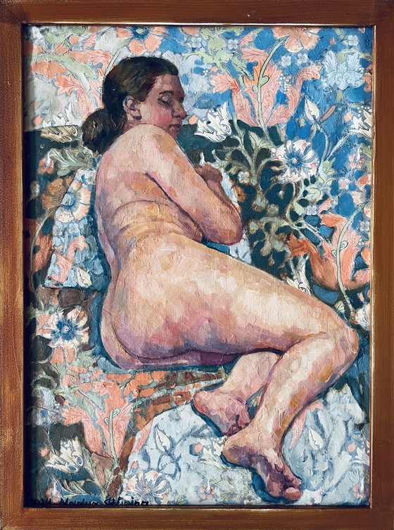 Nude in flowers