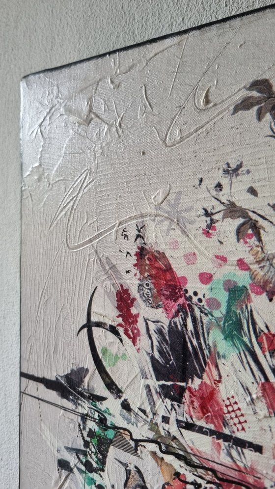 Flower bomb [Studio Clearance]