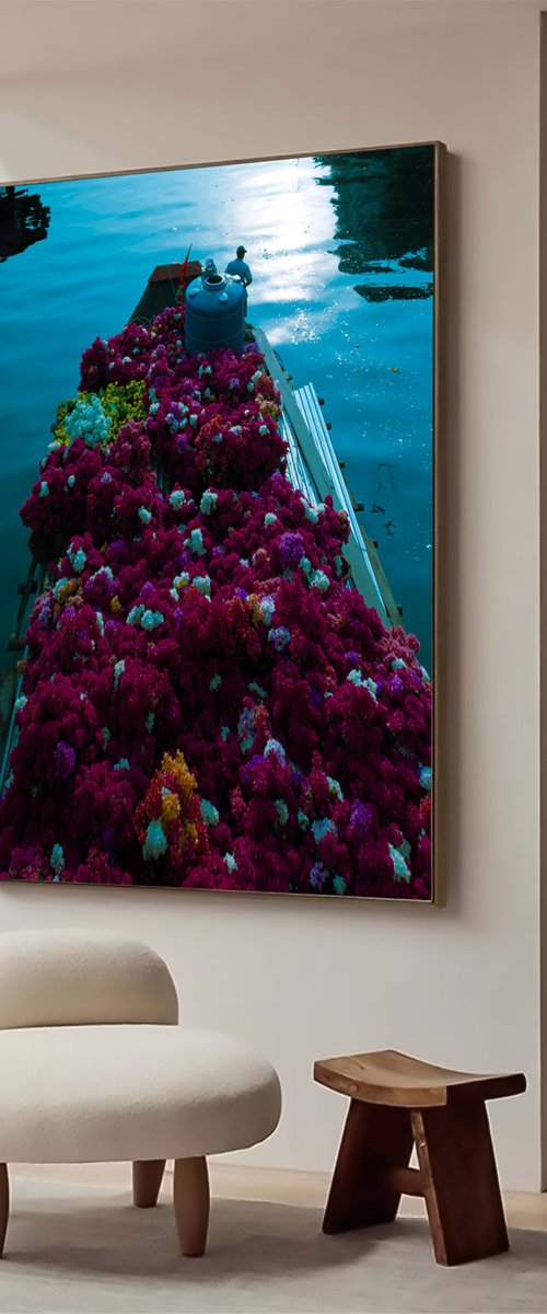 The Flower Boat by Serge Horta