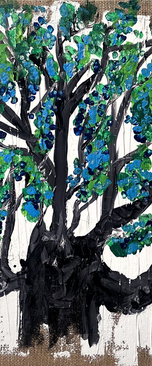 Blue berry tree by Mattia Paoli