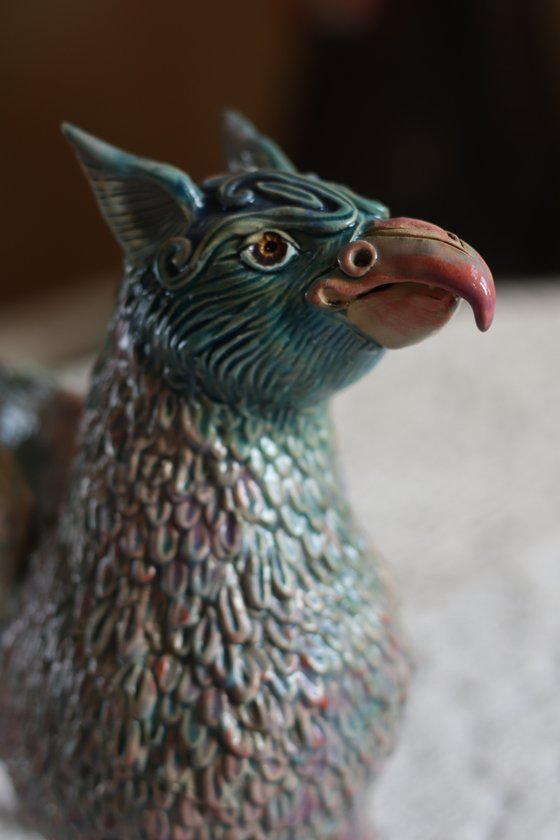 Griffin, Ceramic sculpture by Elya Yalonetski