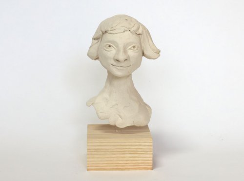 Amy: ceramic portrait sculpture by Gabrielle Turner