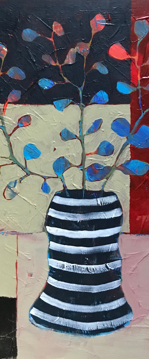 Flowers and Vase #7 by Nick Molloy