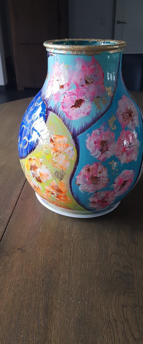 Ibiza vase by Els Driesen