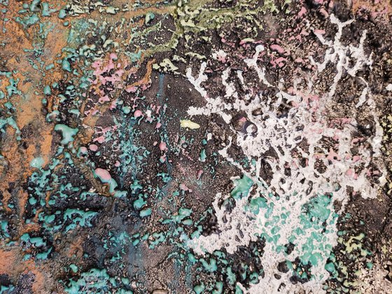 Visual Resonance of Colour Soundwaves/07