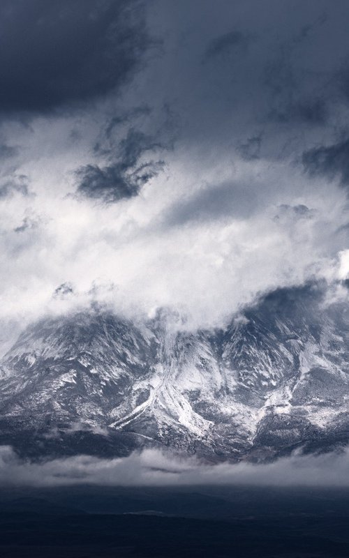 Licancabur, pendant l'orage by Rémi Carbonaro