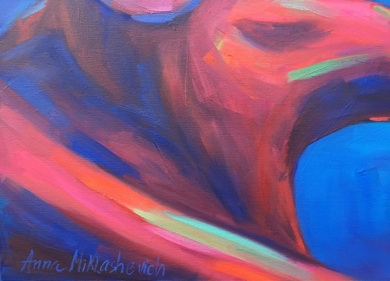 Sun Kissed Female Figure — It's Easy to Enjoy