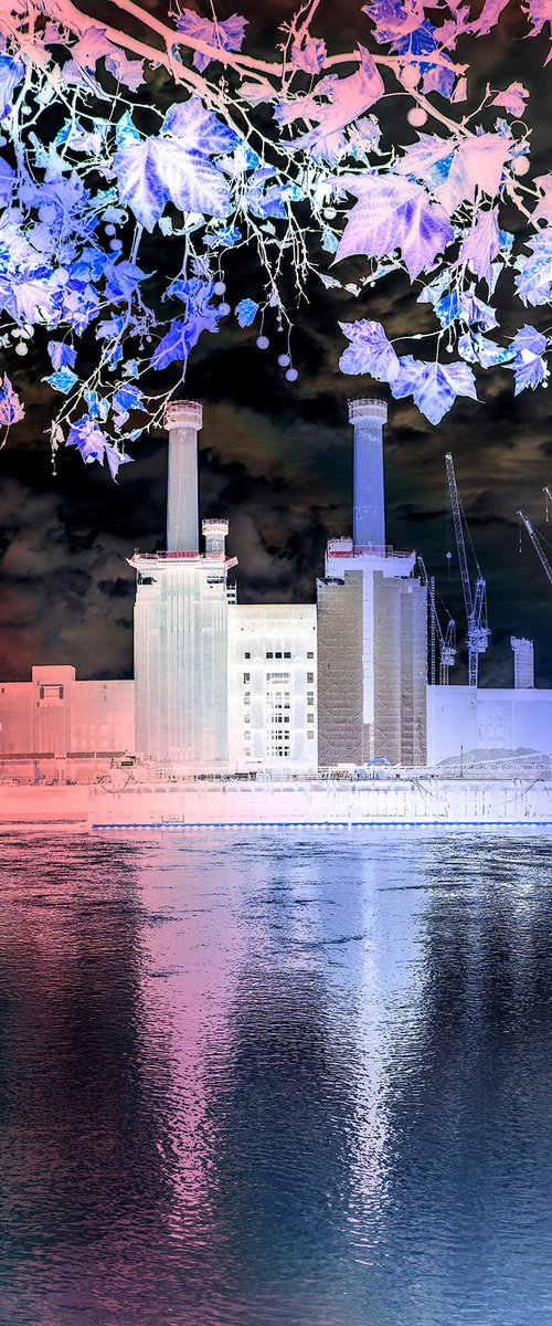 BATTERSEA POWER STATION : Autumn 2015 NO3  Limited edition  1/20 24"x18" by Laura Fitzpatrick