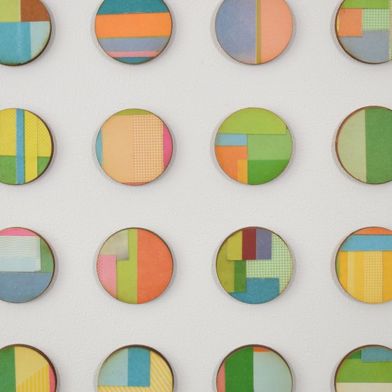Grid of Dots