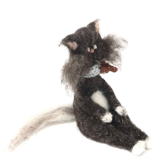 Cat , felted wool