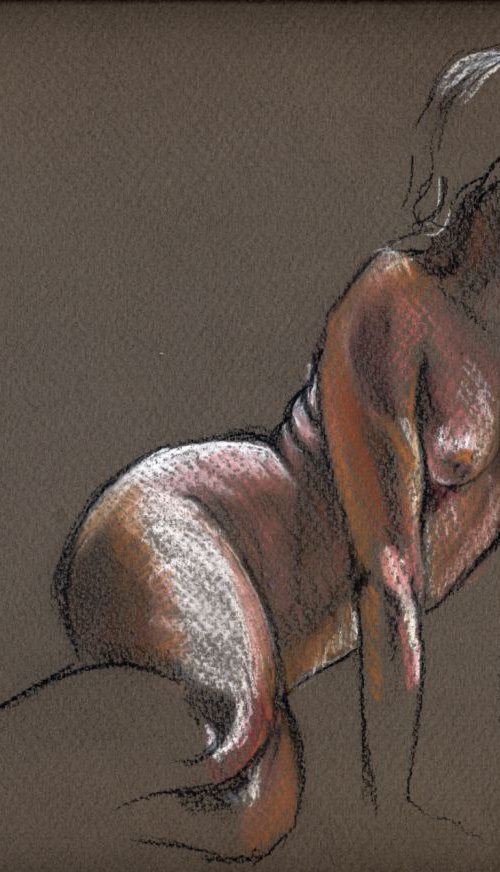 Leaning pose - female nude by Louise Diggle