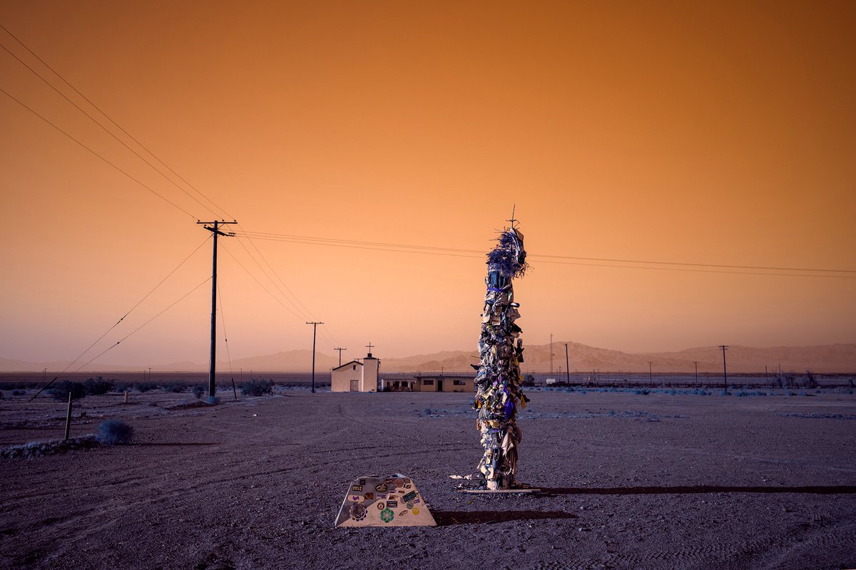 Abandoned Mojave, Amboy CA by Mark Hannah