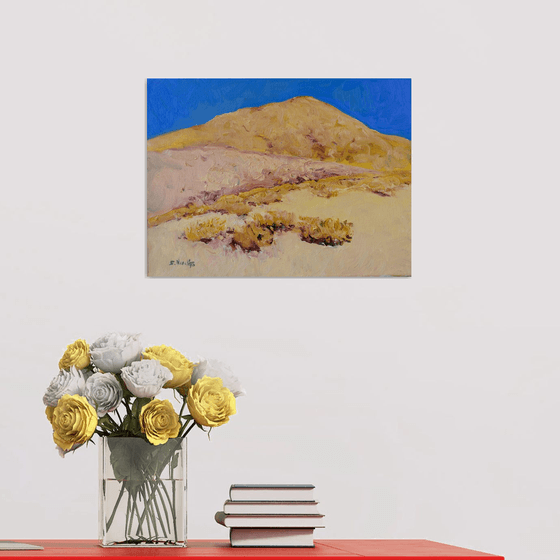 Desert. Golden Hills