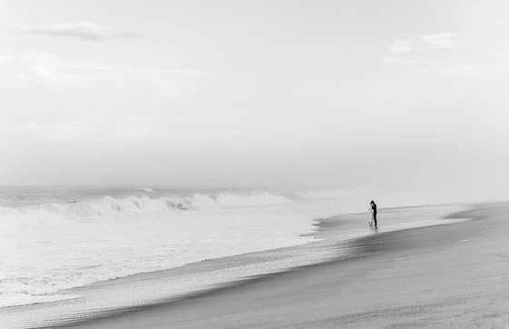 SURFER IN THOUGHT