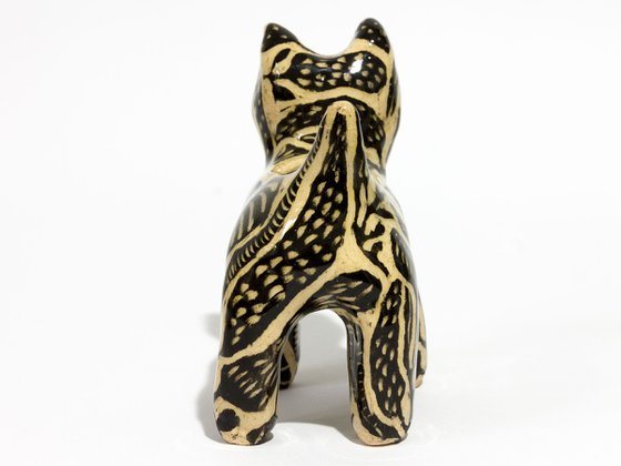 Ceramic sculpture Cat 9.5 x 9 x 5 cm