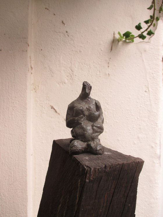 a relaxed lady - bronze
