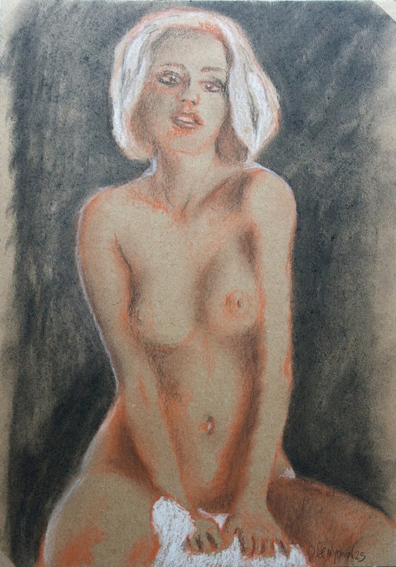 Female Figure FF 78 Charcoal