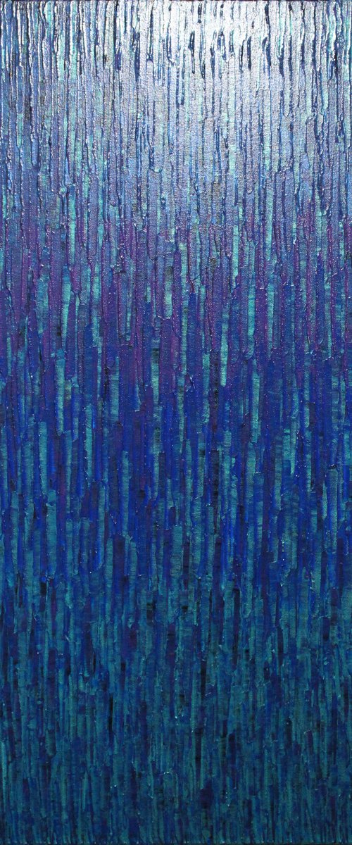 Iridescent purple blue matrix by Jonathan Pradillon