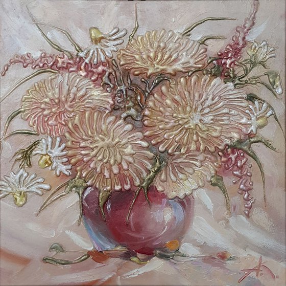 Flowers in pink vase