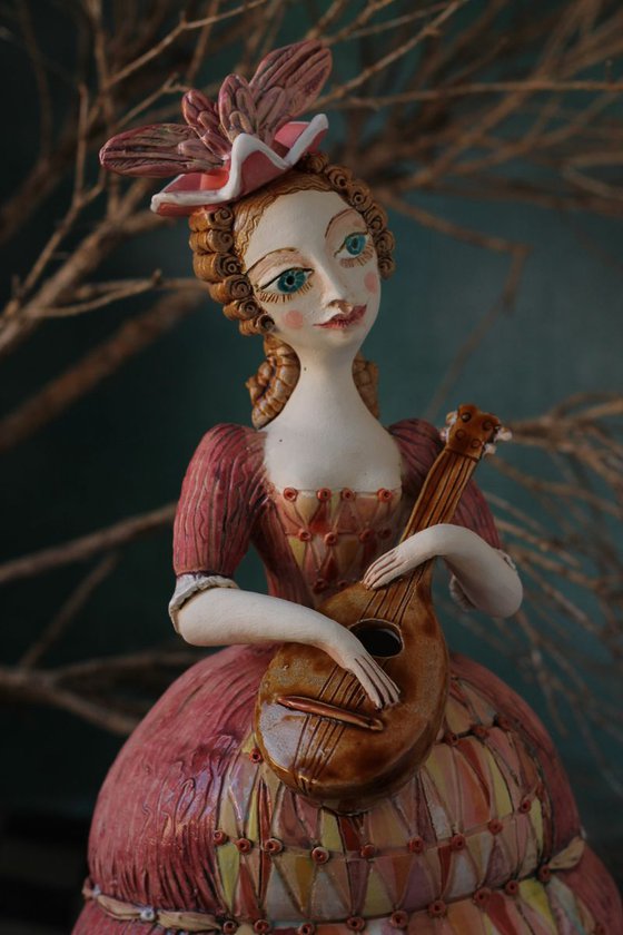 Incognito. Dame with a mandolin. Wall sculpture by Elya Yalonetski,