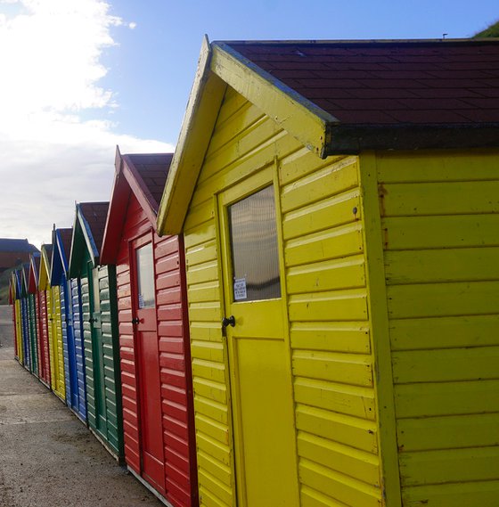 Beach Huts Whitby : 2020 Aug   1/20 12' X 8"