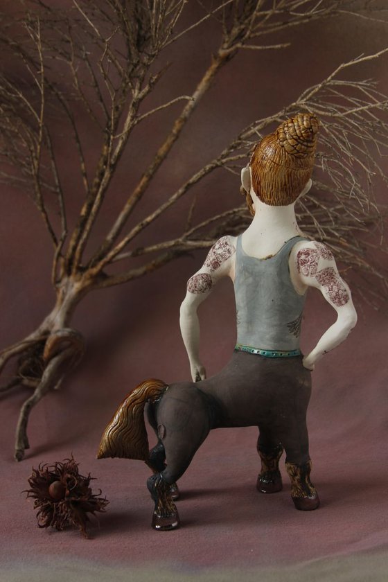 Hipster Centaur. Sculpture by Elya Yalonetski, 2018