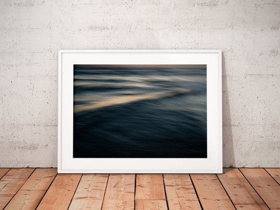 The Uniqueness of Waves XXXII | Limited Edition Fine Art Print 1 of 10 | 75 x 50 cm