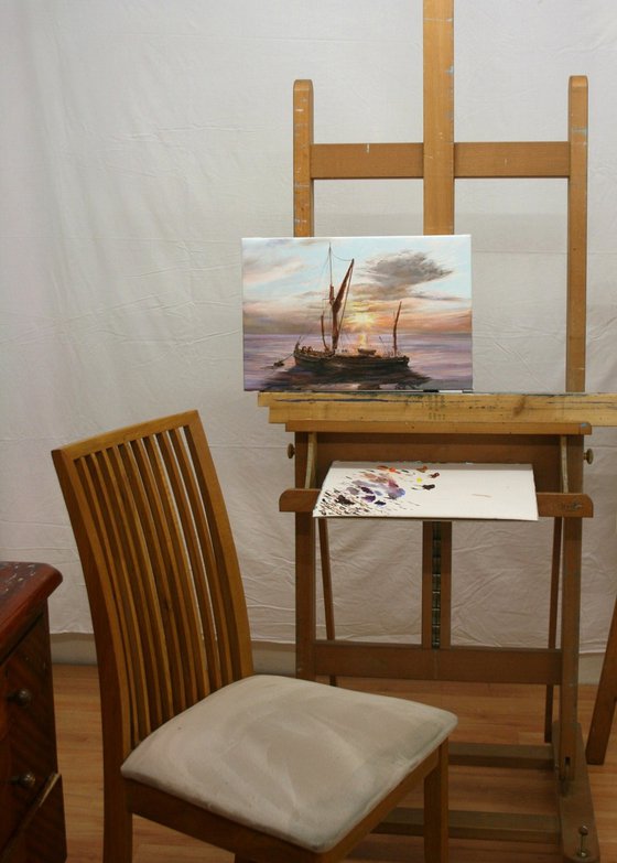 THAMES SAILING BARGE AT DAWN