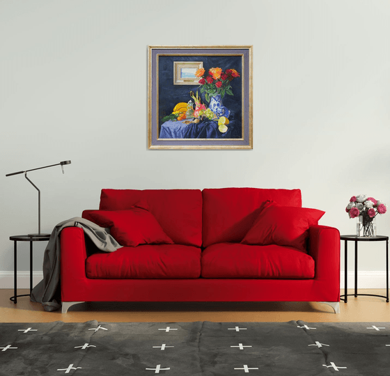 Roses in a ceramic vase and fruits