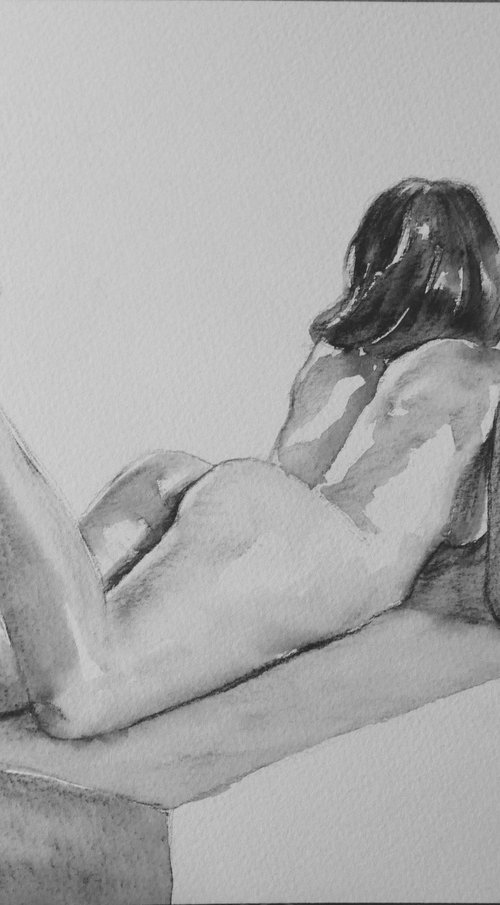 Seated female nude by Rory O’Neill