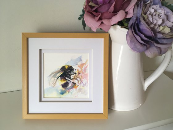 Watercolour Bee with flower