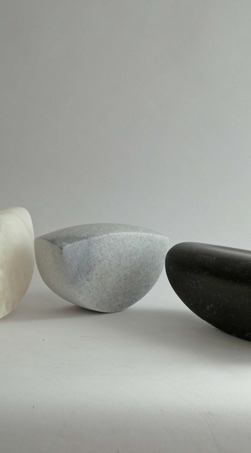 Cumulus, nimbus and the night by Fieke de Roij