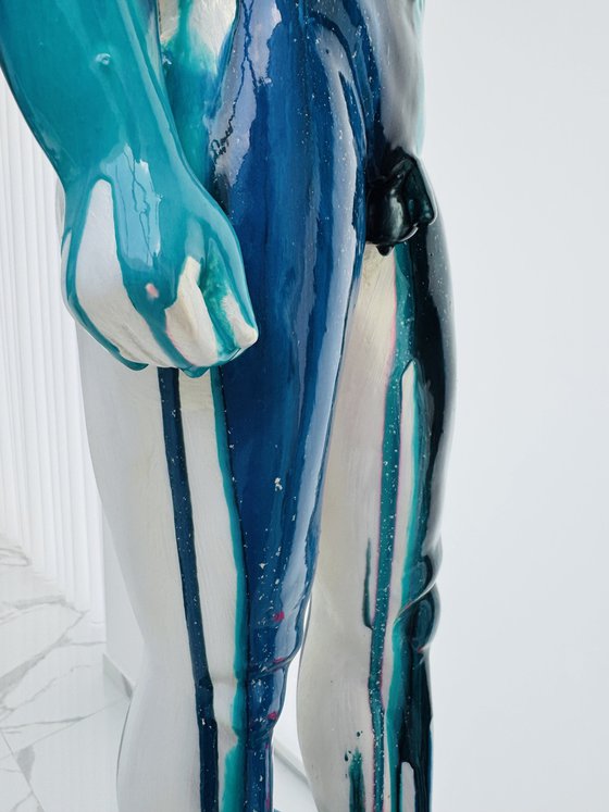 Kouros Reborn