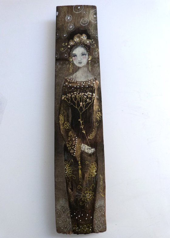 Painting on wooden stave, woman in gold and brown, Gold Umbel.