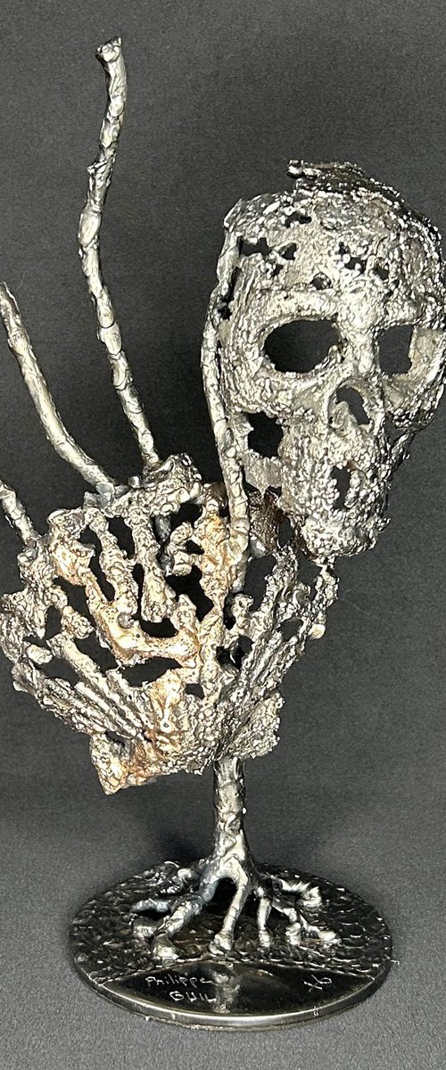 the passage – Vanity Shell 2-26 by Philippe Buil