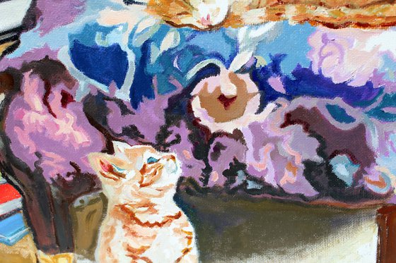 Kitty in the middle