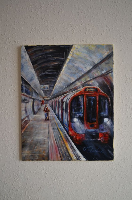 london underground ( train to Epping)