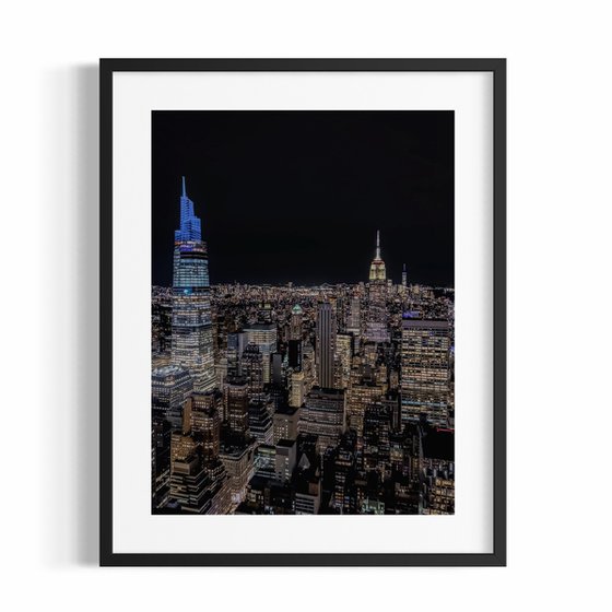 THE NIGHT IN MANHATTAN