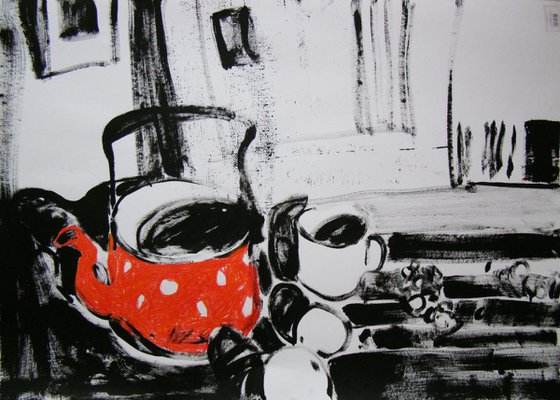 Red teapot.