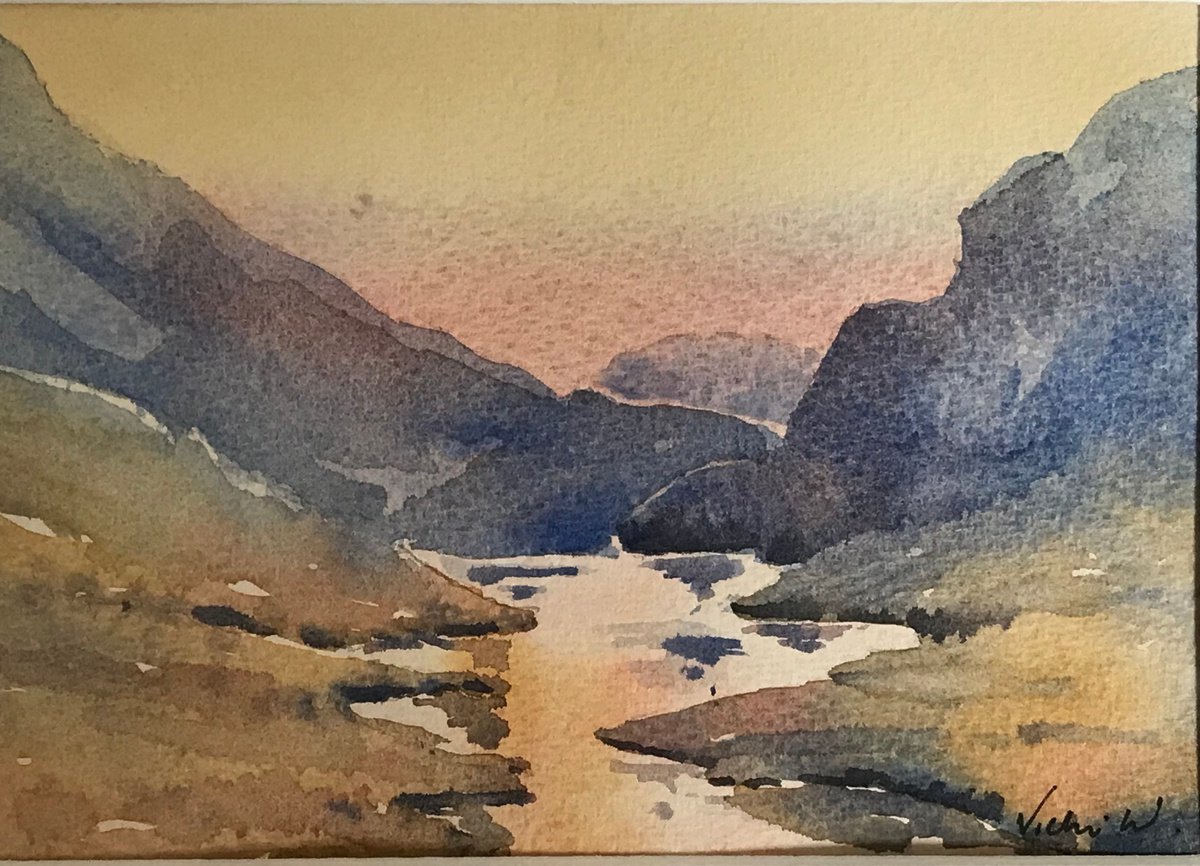 Dawn in the mountains by Vicki Washbourne