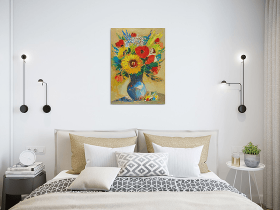 Field flowers in vase-2 (50x70cm, oil painting,  ready to hang)