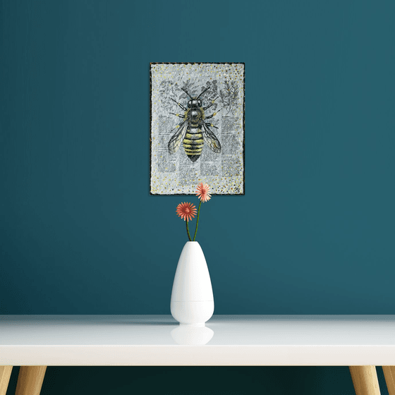 Bee