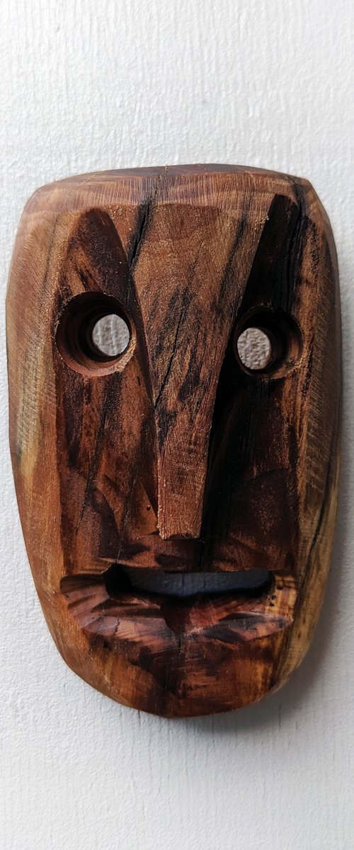 Cherry wooden mask by Ulugbek Doschanov