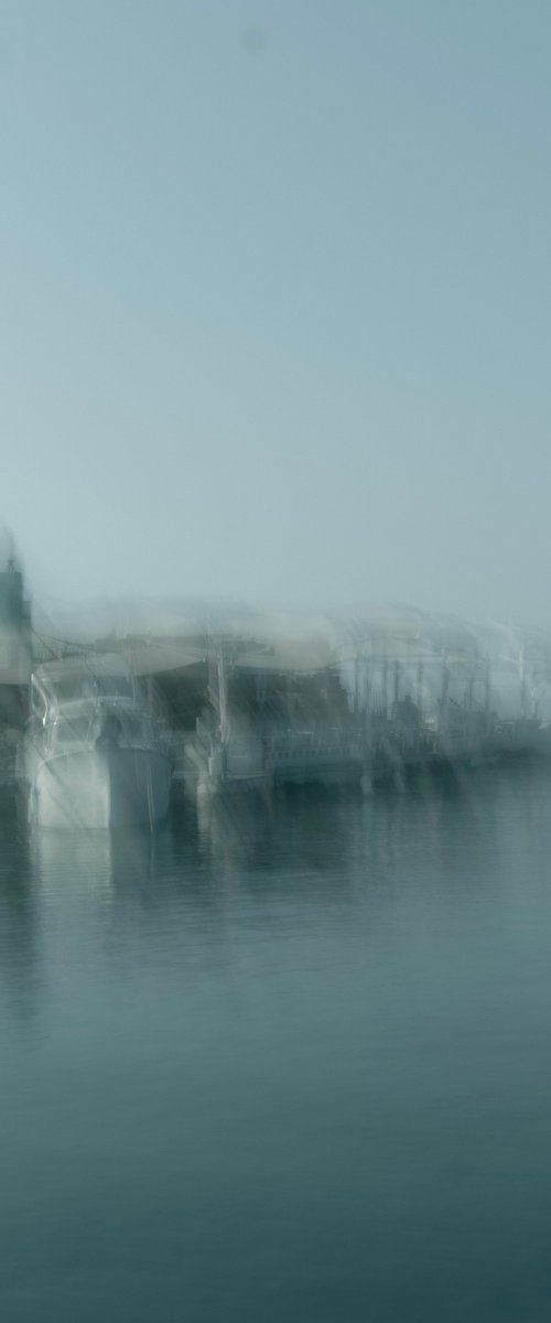 The harbour by Sergio Ianni