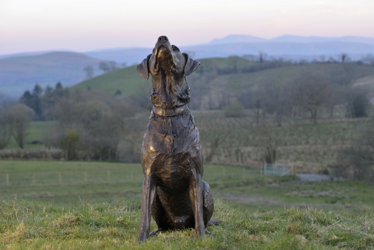 Barney Sitting Labrador BR by Tanya Russell