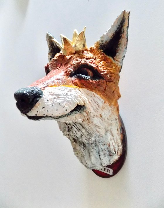 Fox sculpture called Smiler
