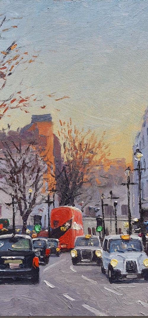 Charing Cross Rd London by Roberto Ponte