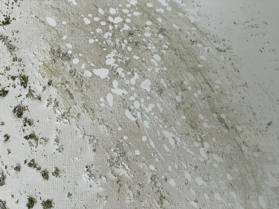 White is golden is green