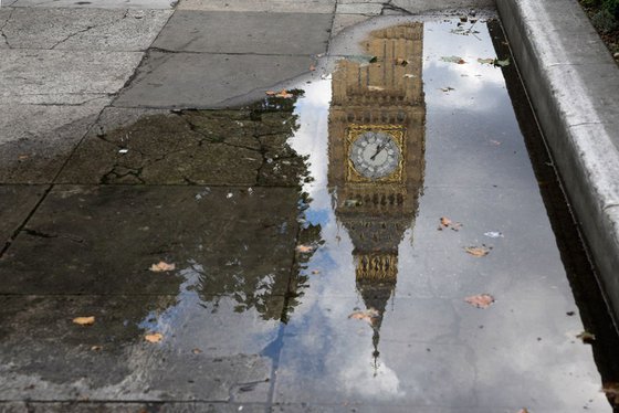 Big Ben Reflection (Med)